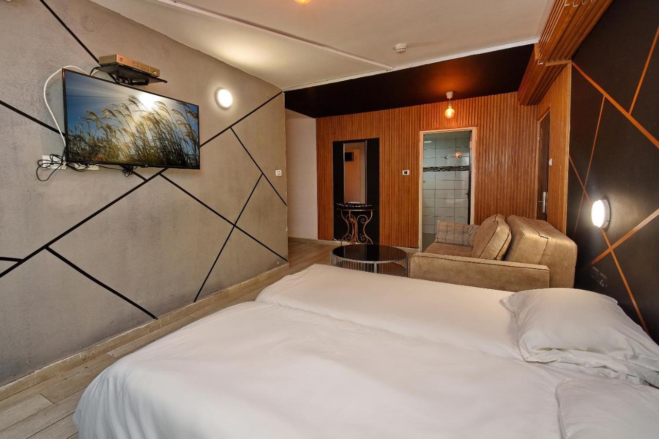 Nofim Suites Tiberias Exterior foto