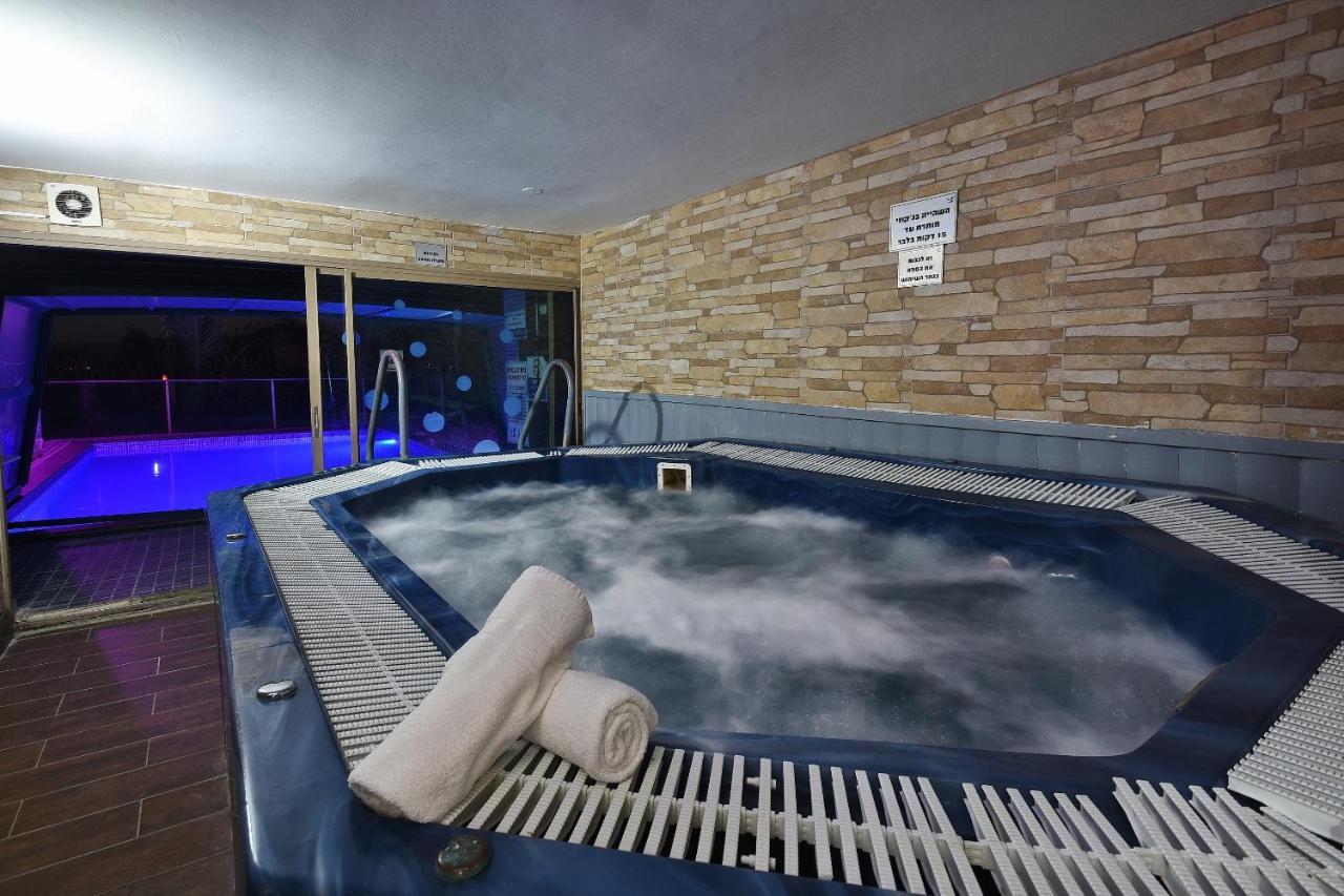 Nofim Suites Tiberias Exterior foto