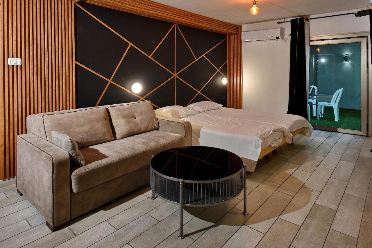 Nofim Suites Tiberias Exterior foto